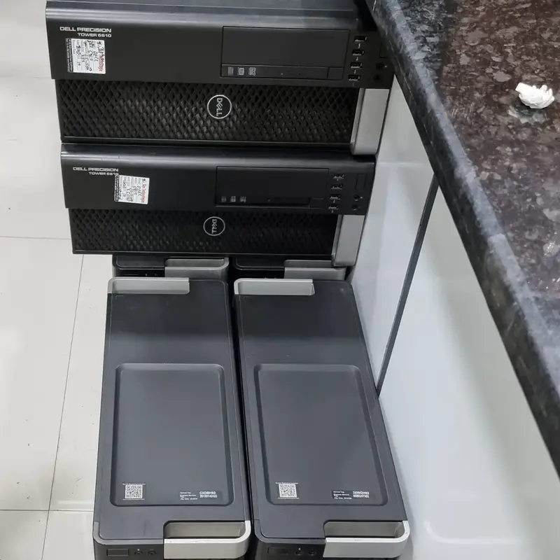 DELL T5810 XeonE5/64GB/GTX1060/SSD512＋α Dell Precision T5810