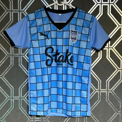 Buy MUMBAI CITY FC HOME JERSEY 2023-24 OFFICIAL online at best