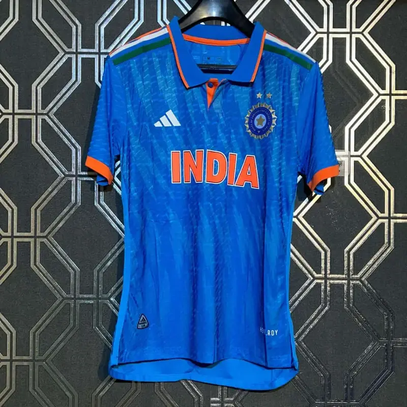 Buy VIRAT 18 INDIA AUTHENTIC ORIGINALS WITH NEW TRI Colour online