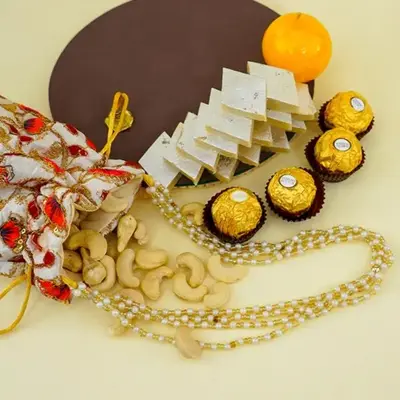 Kaju Katli with Cashews Gift Hamper for Diwali