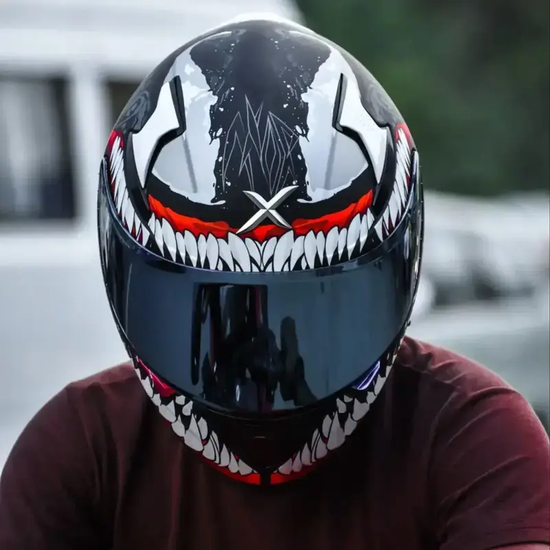 AXOR APEX MARVEL VENOM HELMET Small