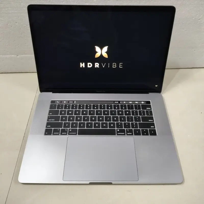 MacbookPro 15インチ 2019 コアi9/16GB/SSD512GB Apple MacBook Pro 15 Inch A1990 2019 Core i9 16GB RAM 512GB SSD
