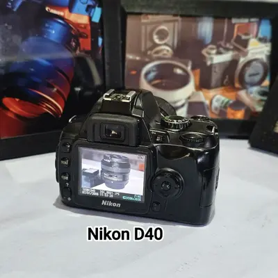 ☆良品☆ NIKON D40 躍り出 + ED 18-55mm F3.5-5.6G II #L260