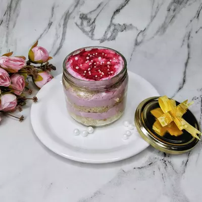 Order Strawberry Jar Cake Online From Varushi Cake Queen,Kharar