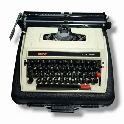 Buy Brother Deluxe Typewriter – 25% Off + Free Shipping | RR