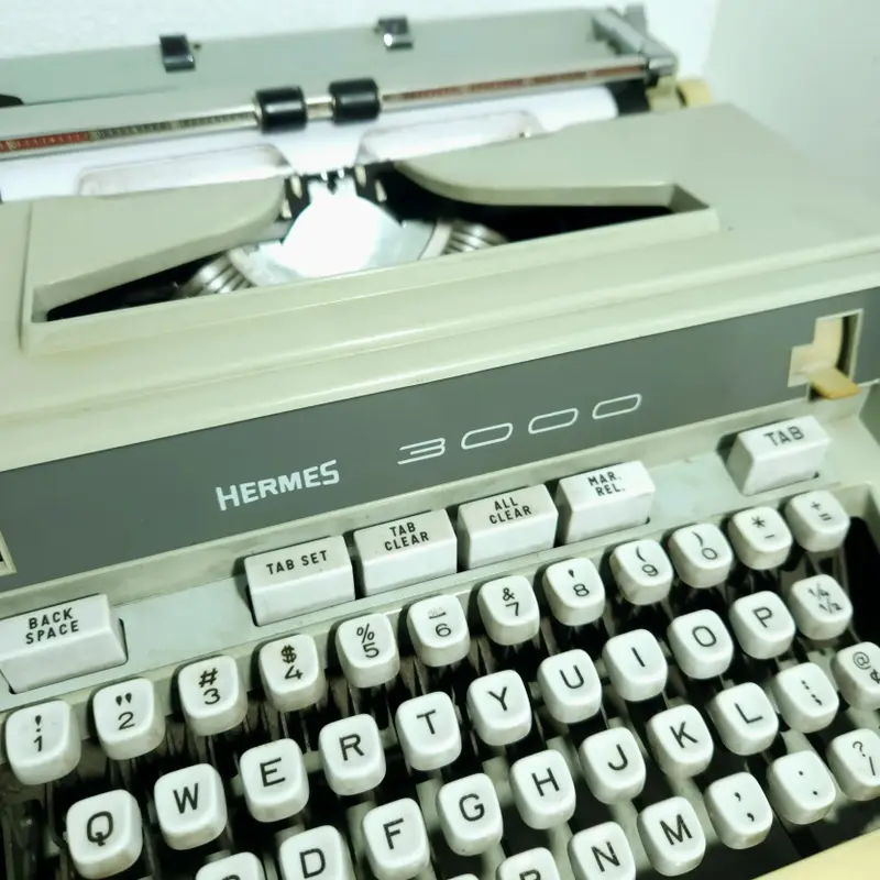 Hermes 3000 Portable Typewriter – Limited Edition | RR Typewriter Mart