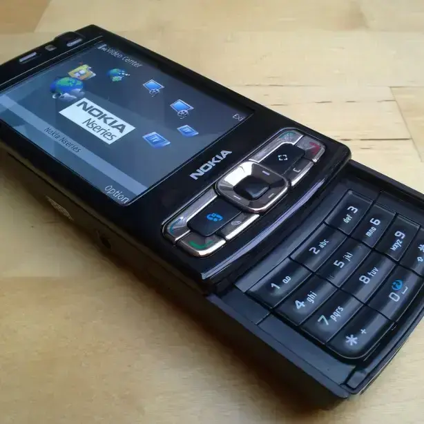 Buy NOKIA N95 8 GB online at best price | VINTAGE MOBILE ARENA
