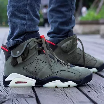 【送料込み／新品未使用】Travis Scott  Air Jordan 6 Nike Air Jordan 6 Travis Scott