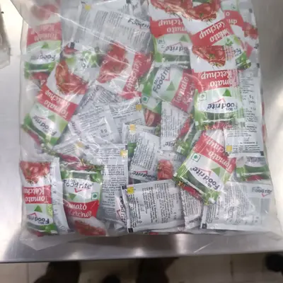 Buy Foodrite Tomato Ketchup 8gm Sachet online at best price | FROZEN ...