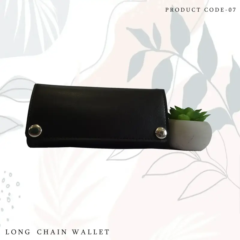 Buy Long Chain Unisex Biker Wallets online at best price | Little Luxe