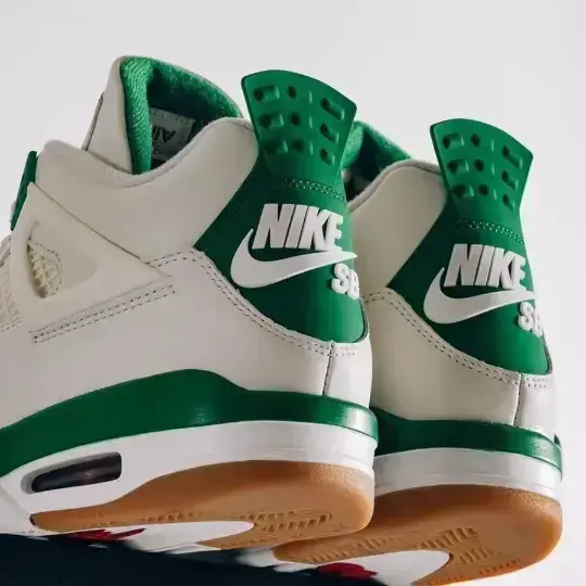 Air Jordan 1 High Copy FIRST COPY Nike Air Jordan Retro 4 For Men ...