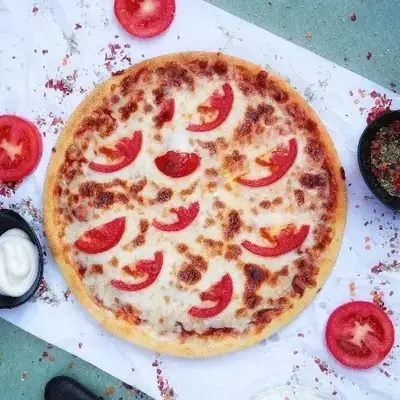 Buy Veggie Delight Pizza online at best price | Twisted Toppings