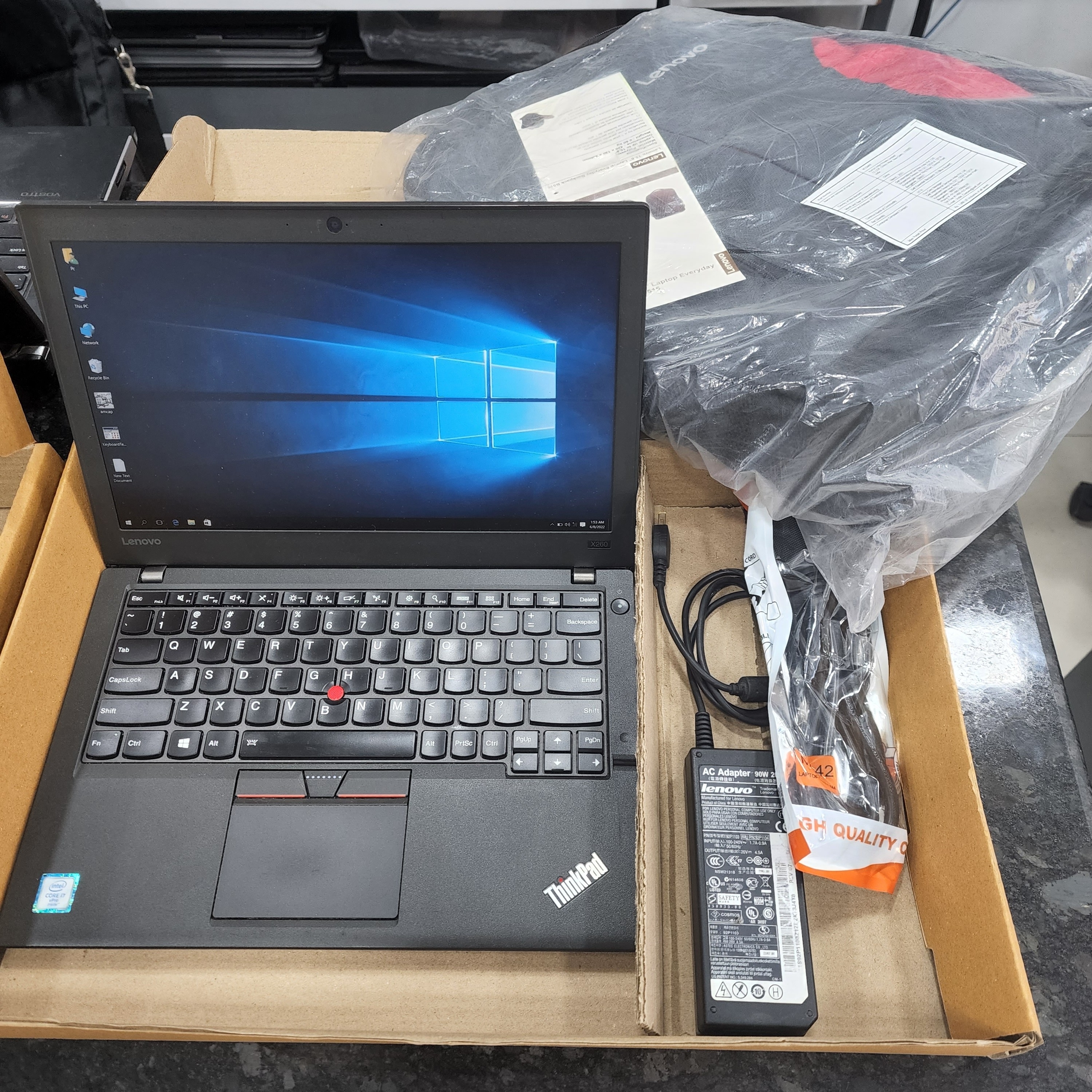 Buy *Lenovo Thinkpad-X260* *Core i7 6th | 8GB RAM* | *256GB SSD