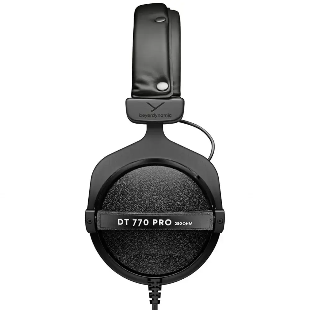 Beyerdynamic DT 770 PRO 250Ω　ケース付き Buy beyerdynamic Dt 770 Pro 250 Ohm Studio Wired Over Ear