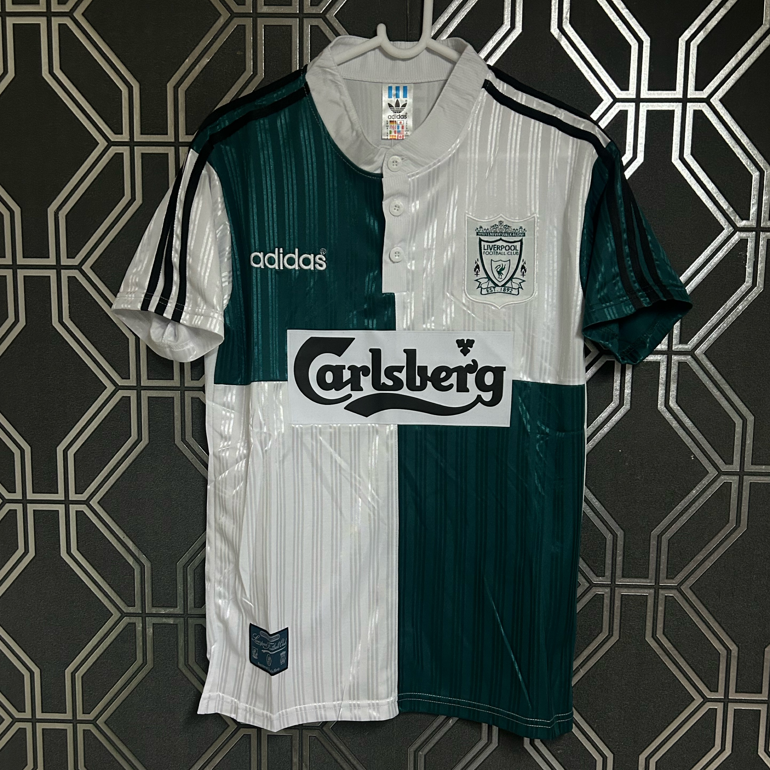 ウェア Liverpool 93/94 Away Uniform LIVERPOOL 1993 1994 1995 AWAY FOOTBALL SHIRT SOCCER JERSEY ADIDAS