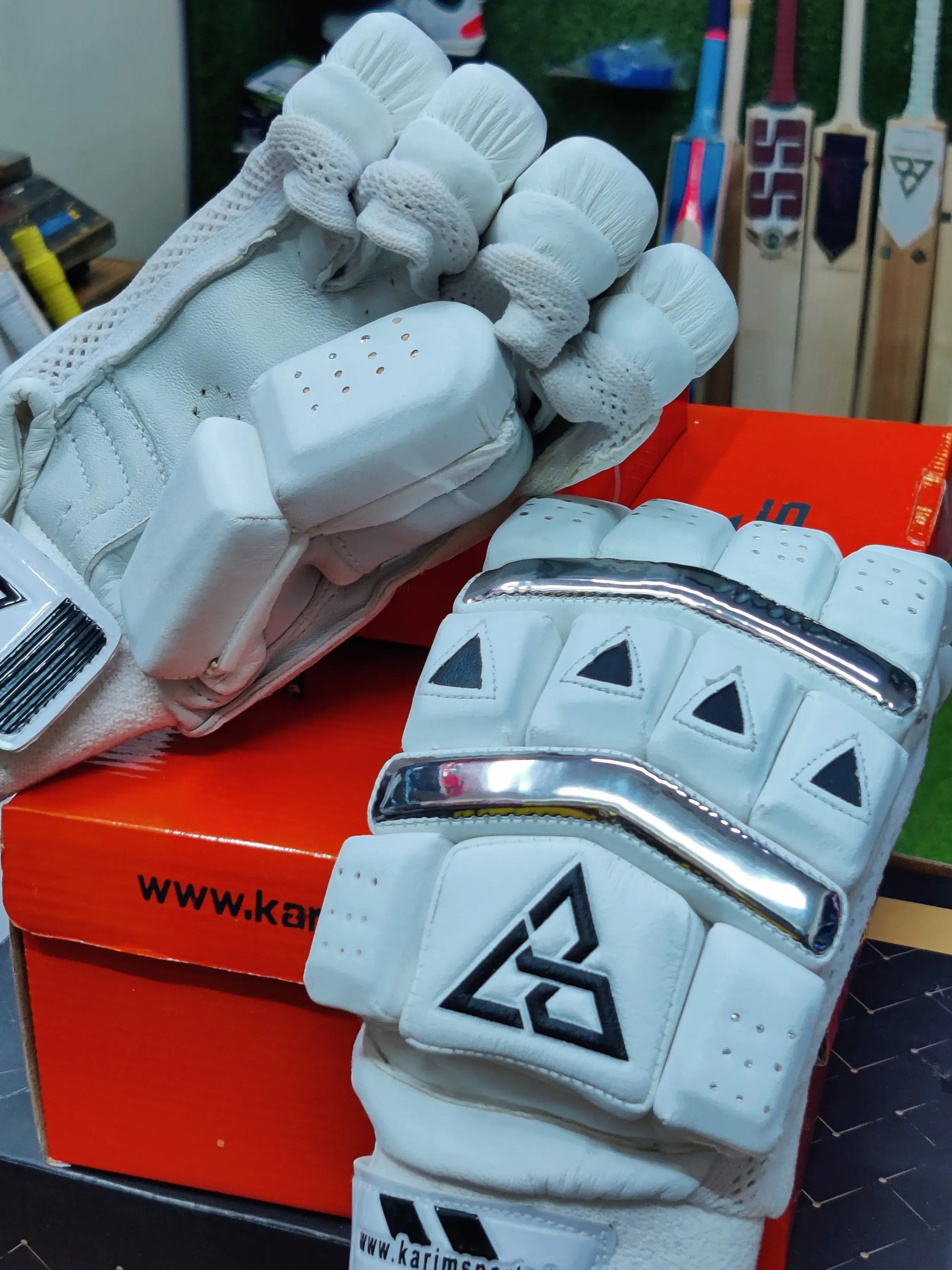 Red Rock Terminator Batting Gloves - 2