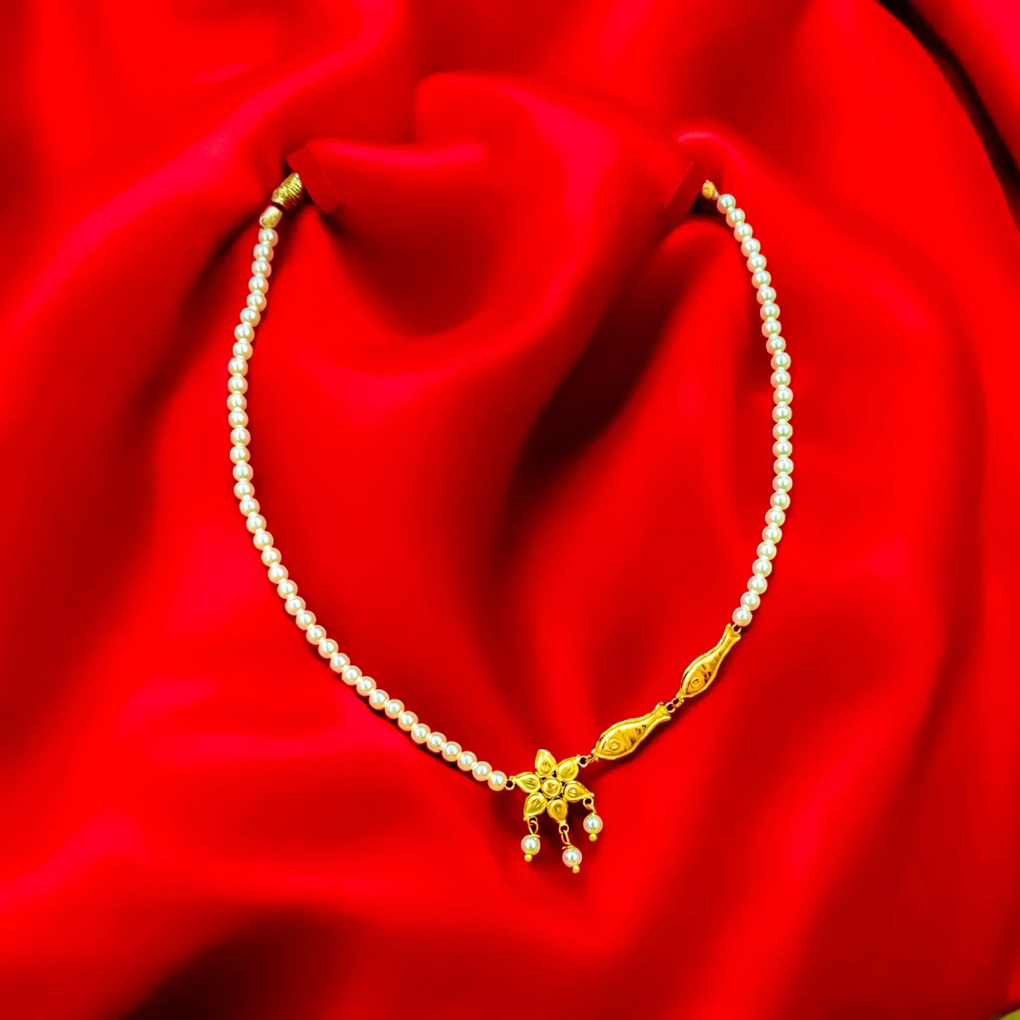 Light Weight Gold Pearl Lockets Lightweight Pearl Chain With Gold