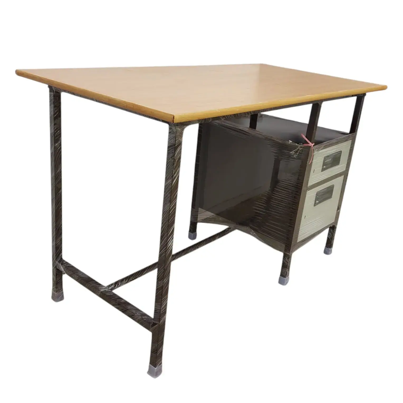 Metal office table in Bengaluru| GUJJU FURNITURE