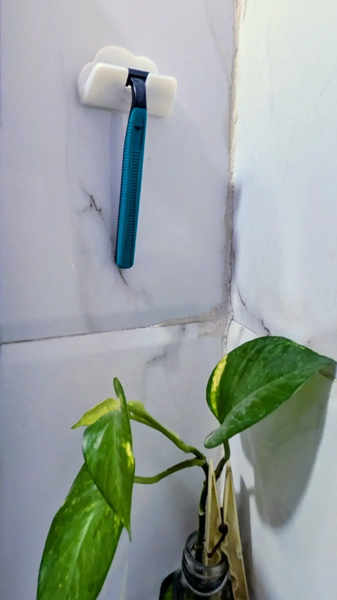 Floating Razor Holder Bathroom Wall Mount