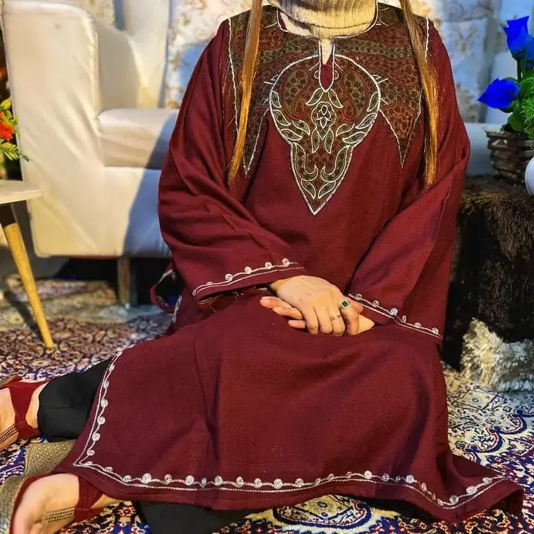 Buy Kashmir's Traditional Sozni Embroidered Designer Girlish