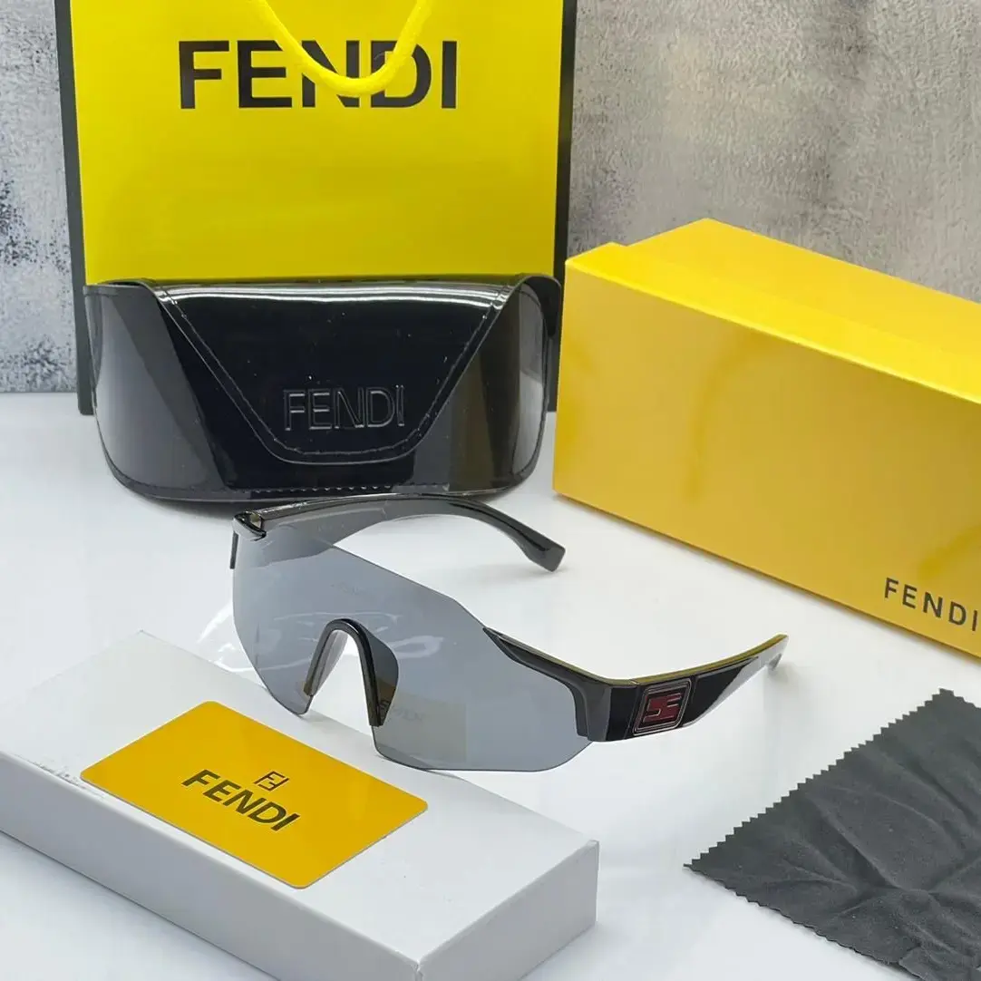 *******FENDI******* - 1