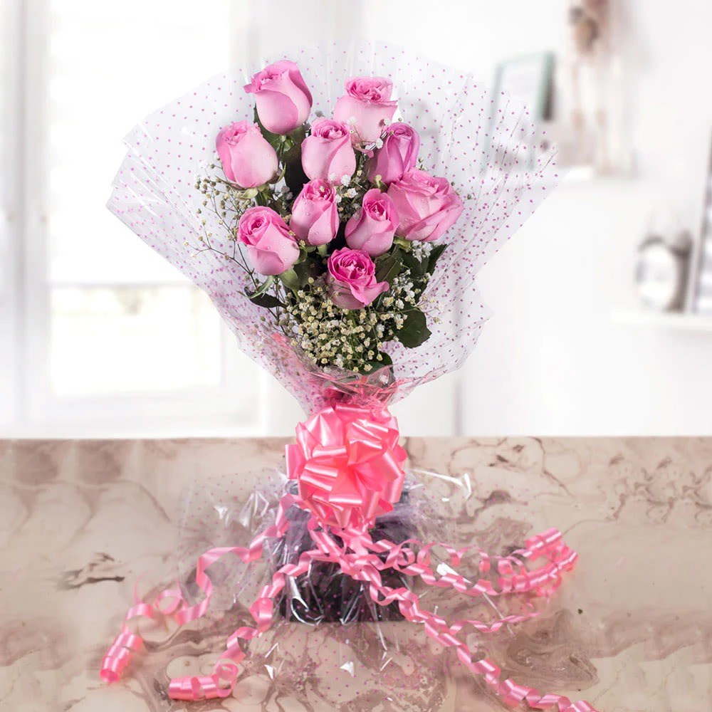 10 Pink Roses Bouquet In Cellophane Packing
