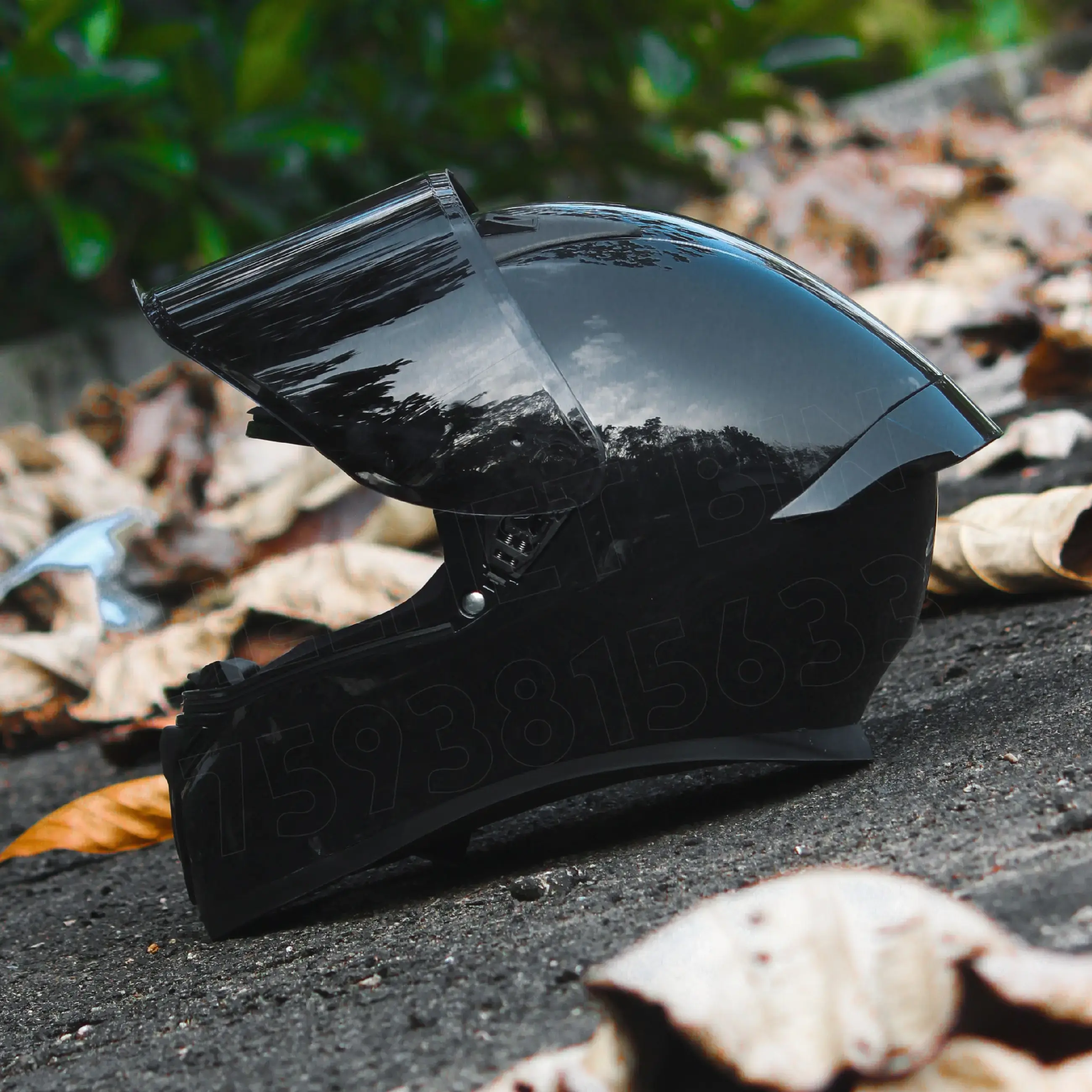 Vega Bolt Sonic Zap black helmet Small