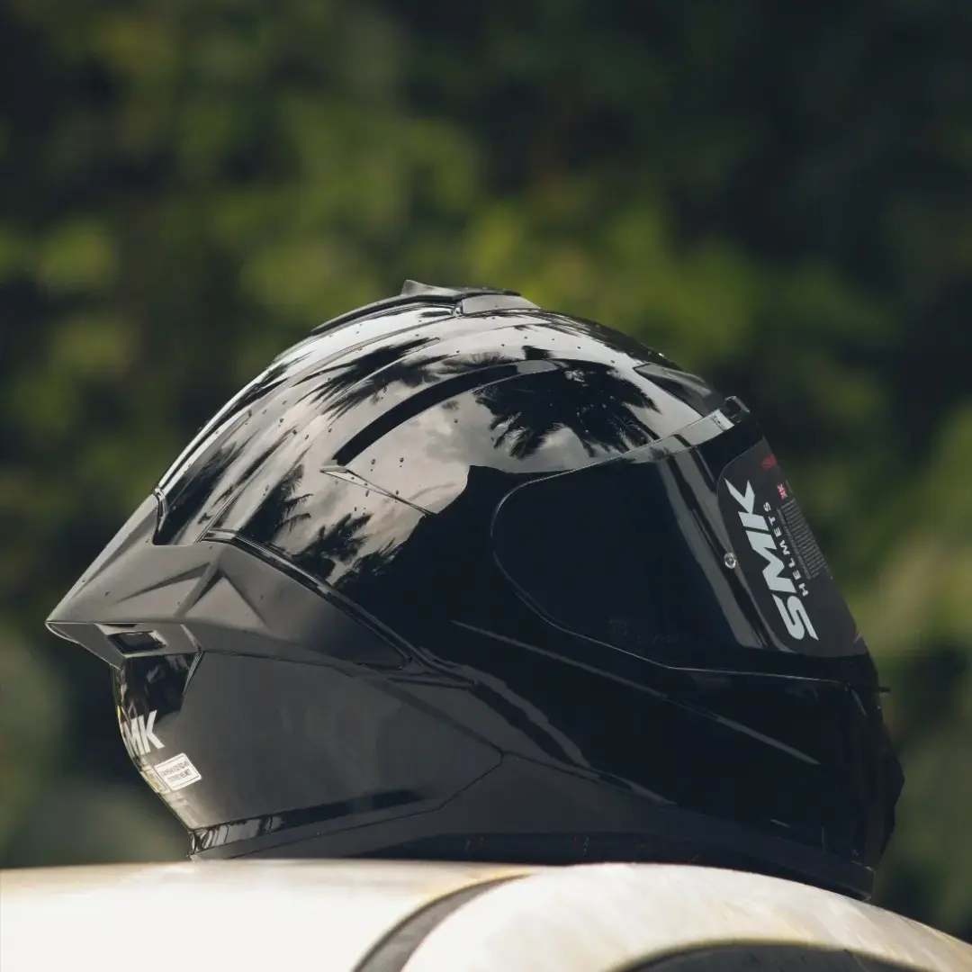 Buy Smk typhoon agnar retro gullwing black helmet online at best