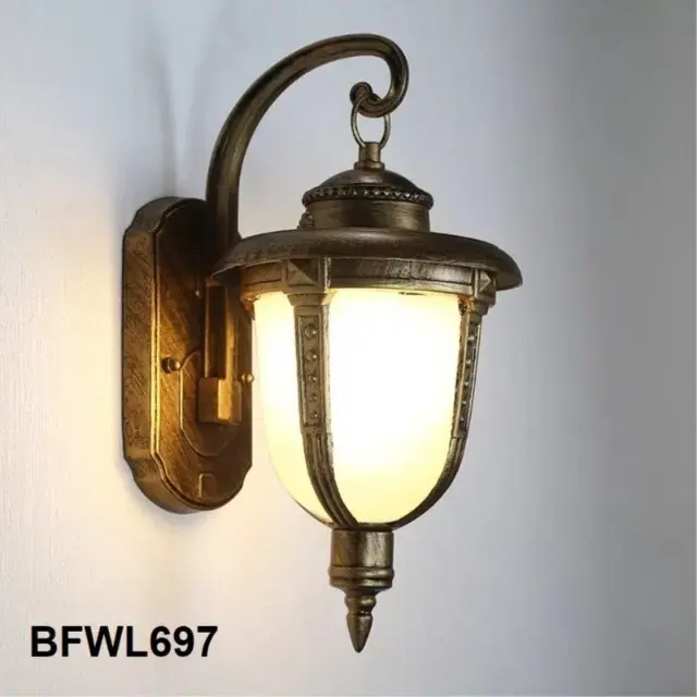 BFWL697 - 1