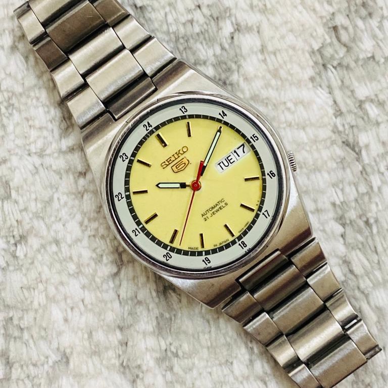 Buy Vintage Seiko Automatic Date/Day Caliber no 7s26 Railway - Main Image