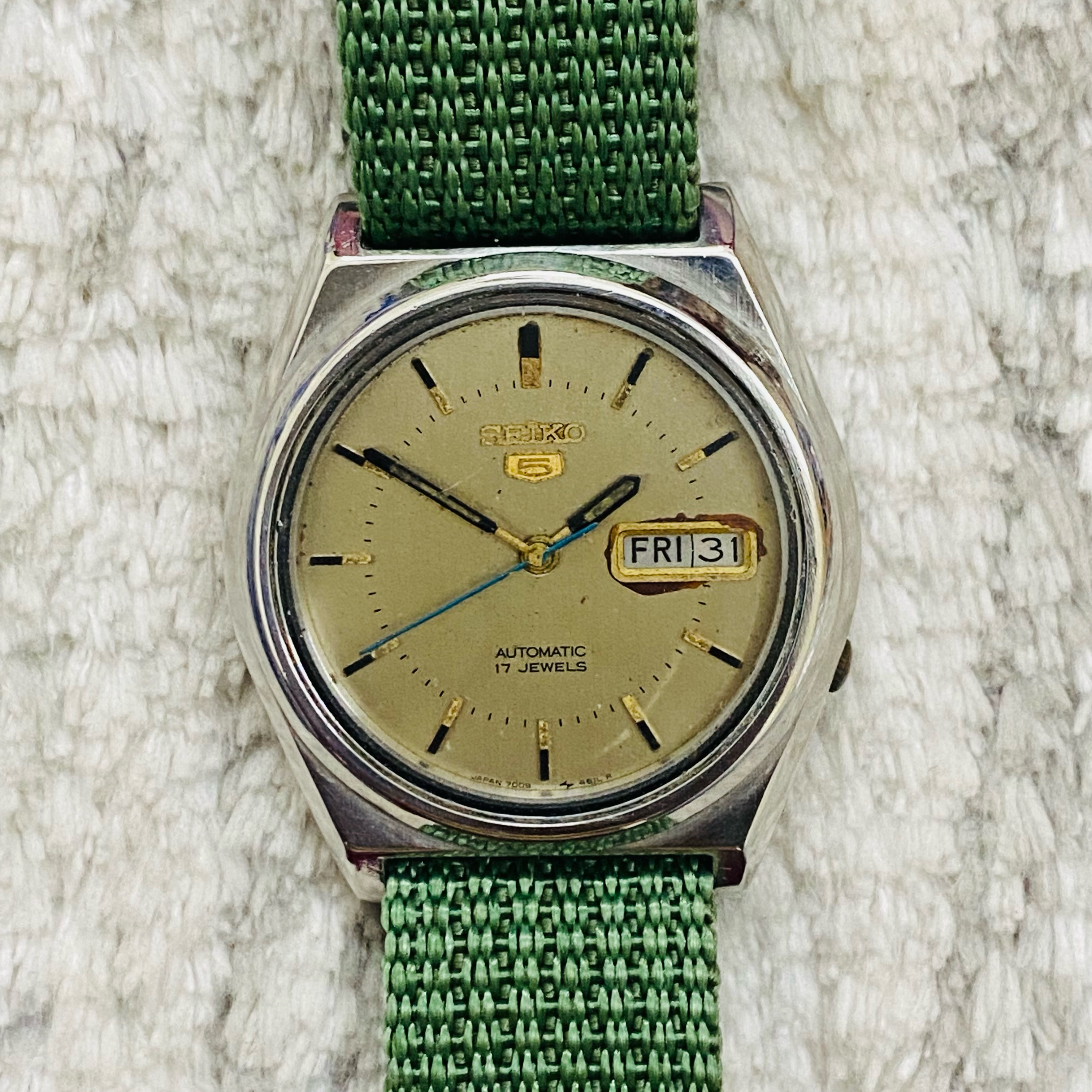 Buy Vintage SEIKO 5 Mechanical 21Jewels Day/Date Wrist Watch