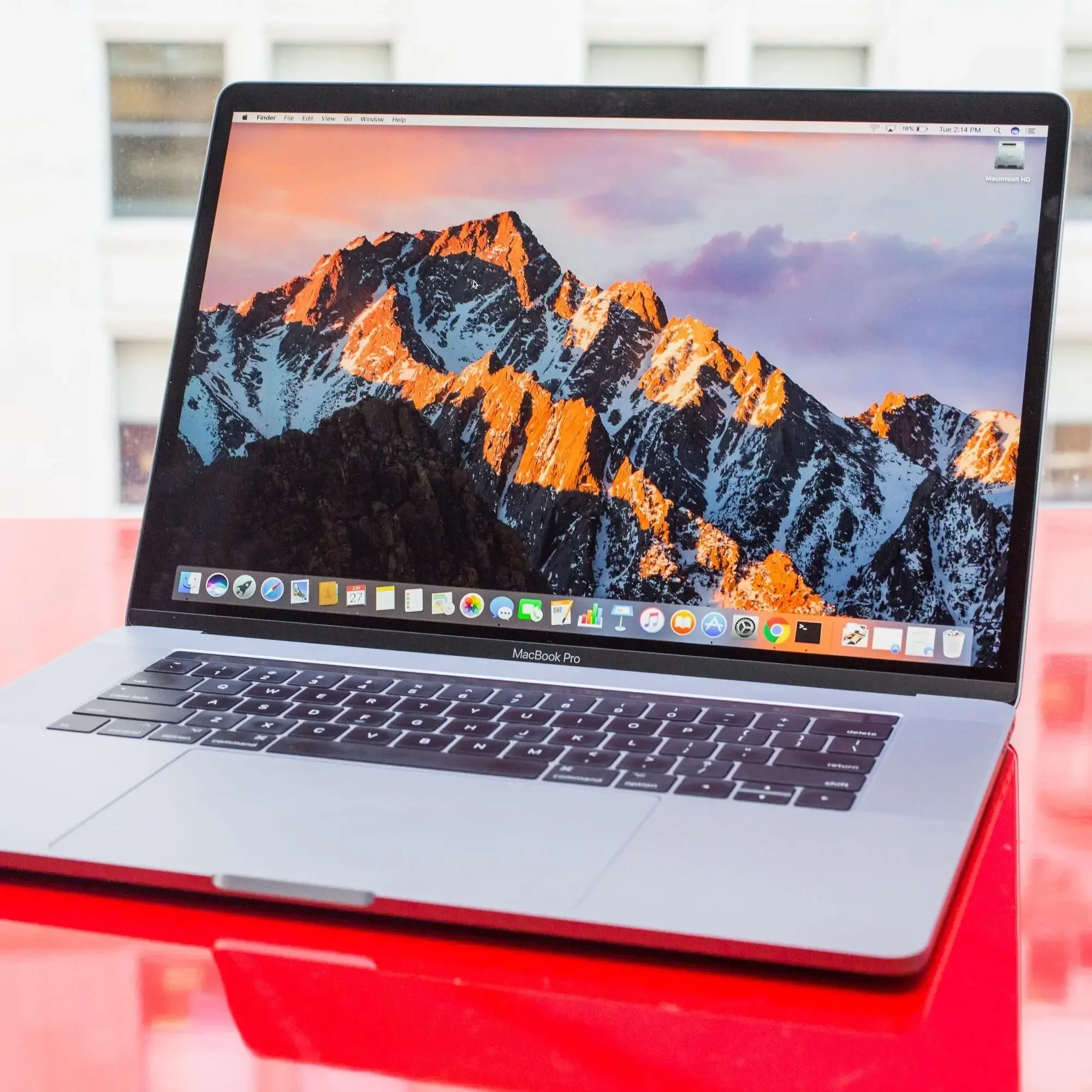 Buy Used Macbook pro corei7 -2019 A1990 only @ 5????