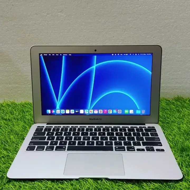 Buy MACBOOK AIR A1465- 11