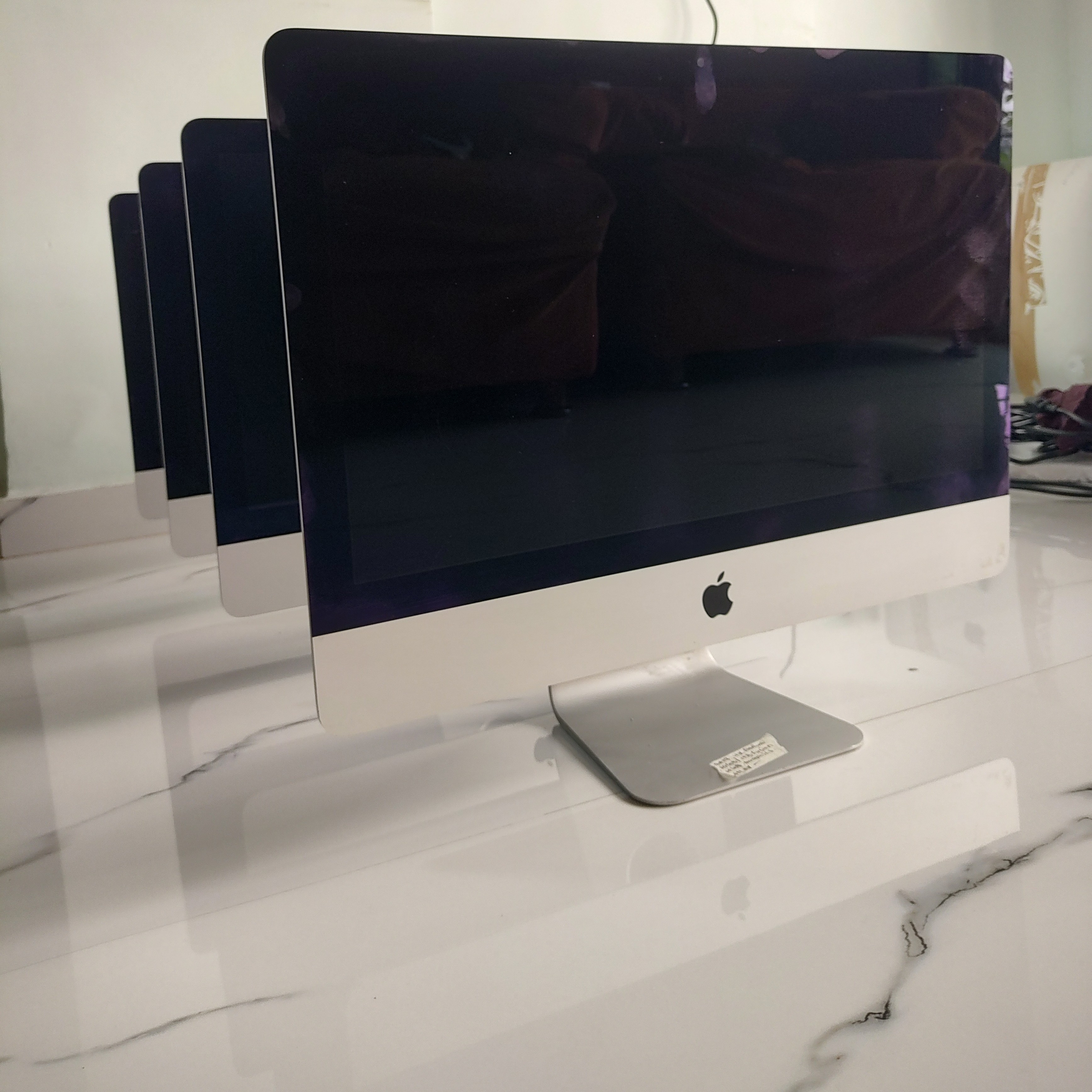 Buy Imac 2017 with 4 gb graphics @ Low price Kunal computers