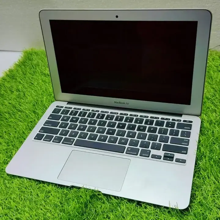 Buy MACBOOK AIR A1465- 11