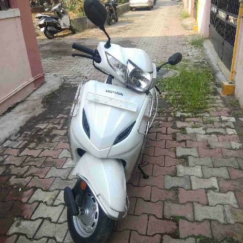 Scooty Colour Activa 4g Scooter White Activa 4g Price Activa 4g