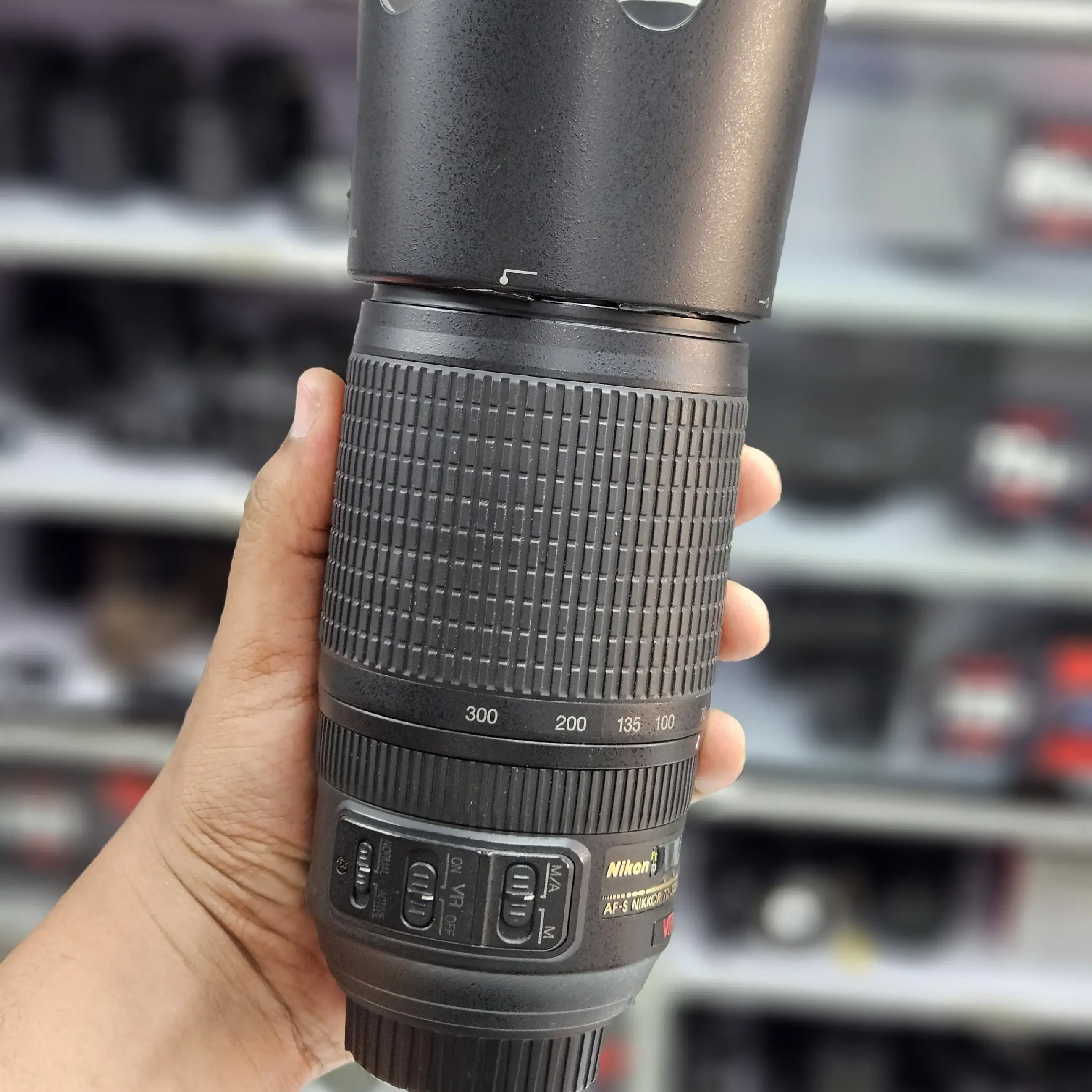 AF-S VR Zoom-Nikkor 70-300mm f/4.5-5.6G