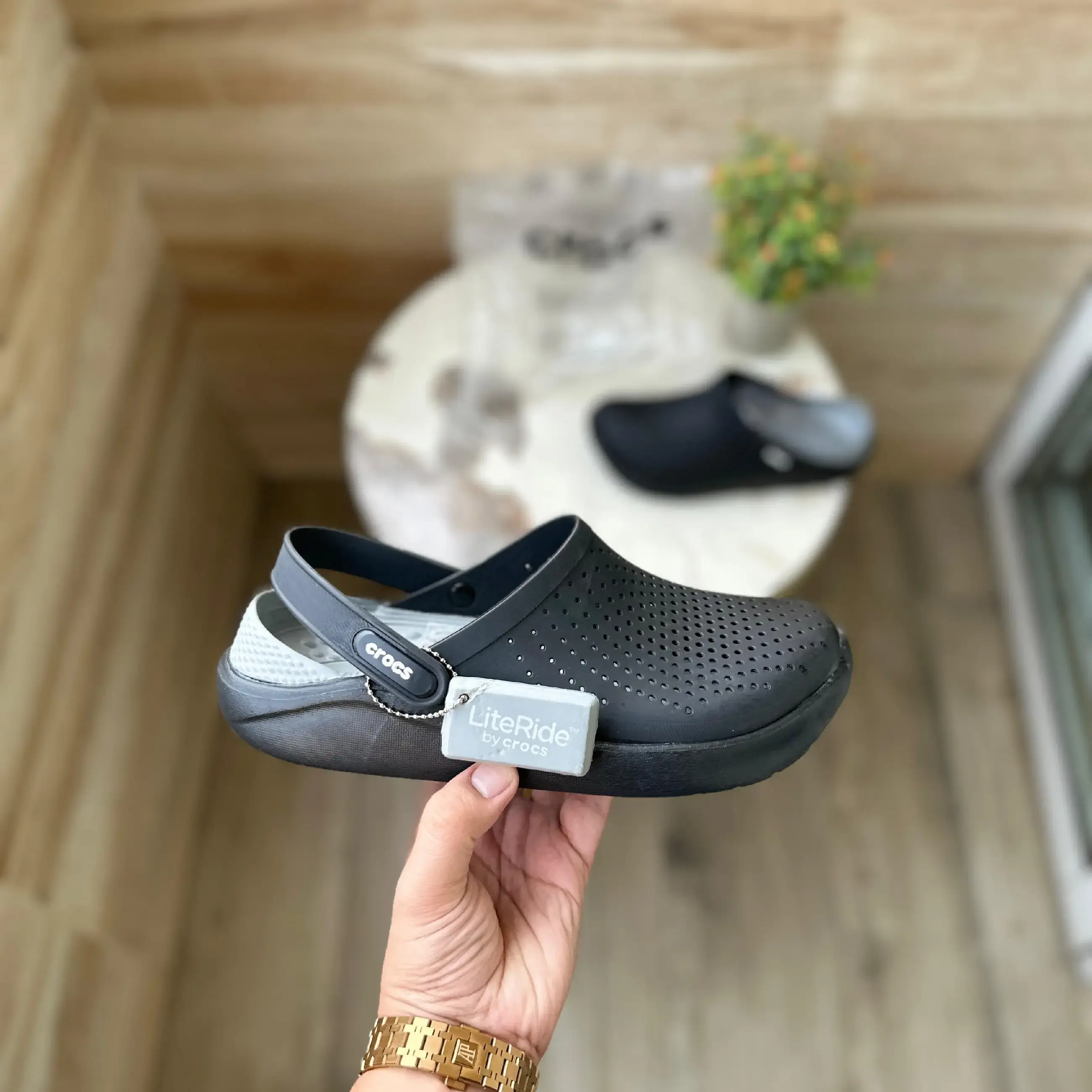 Buy Crocs Literide 360 Black Basic(Master Quality) online at best