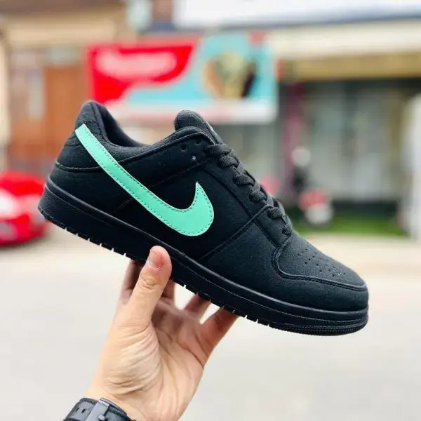 nike sneakers nike air force negras con verde