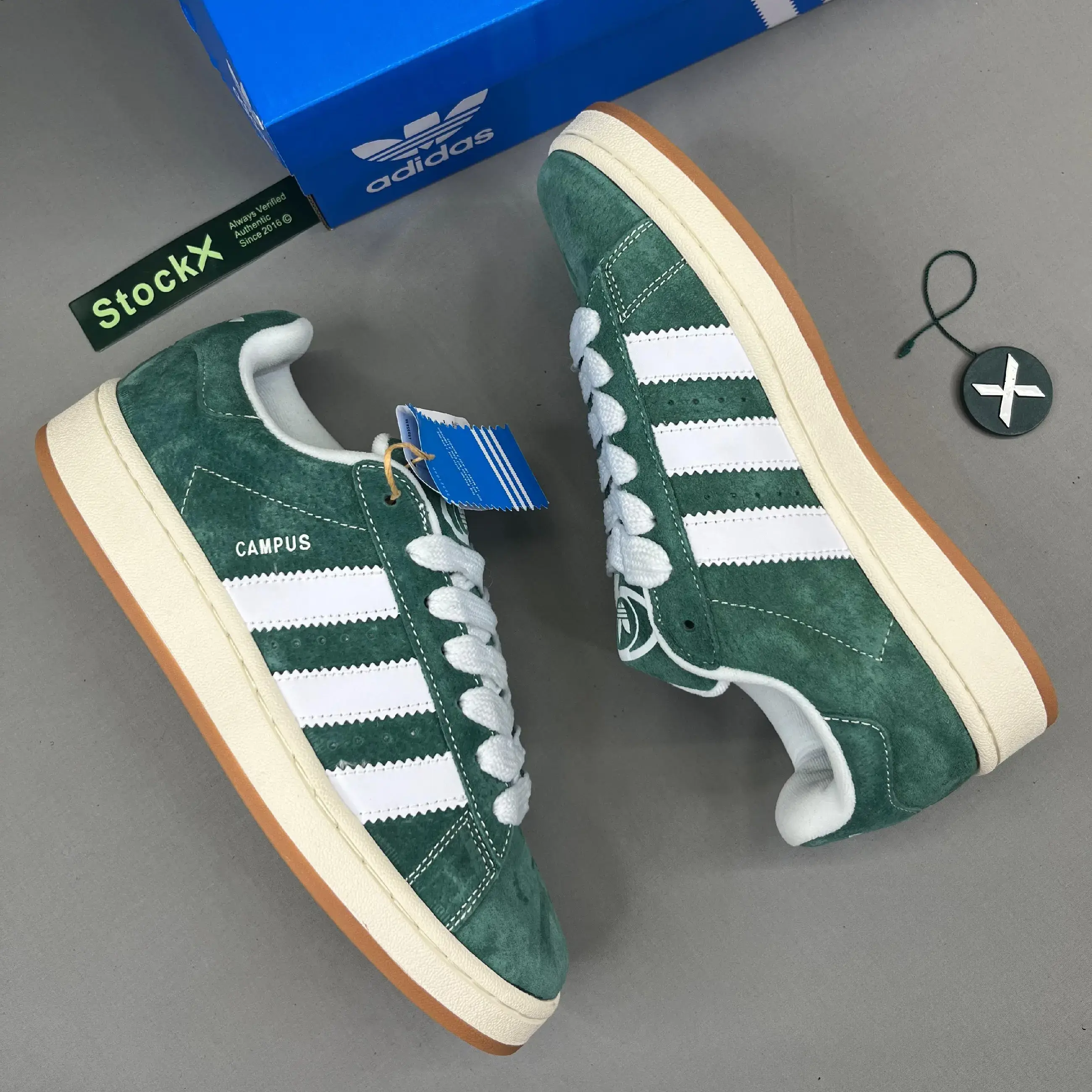 adidas gazelle silver green womens Adidas Campus 00s – Oneness Boutique main image 1