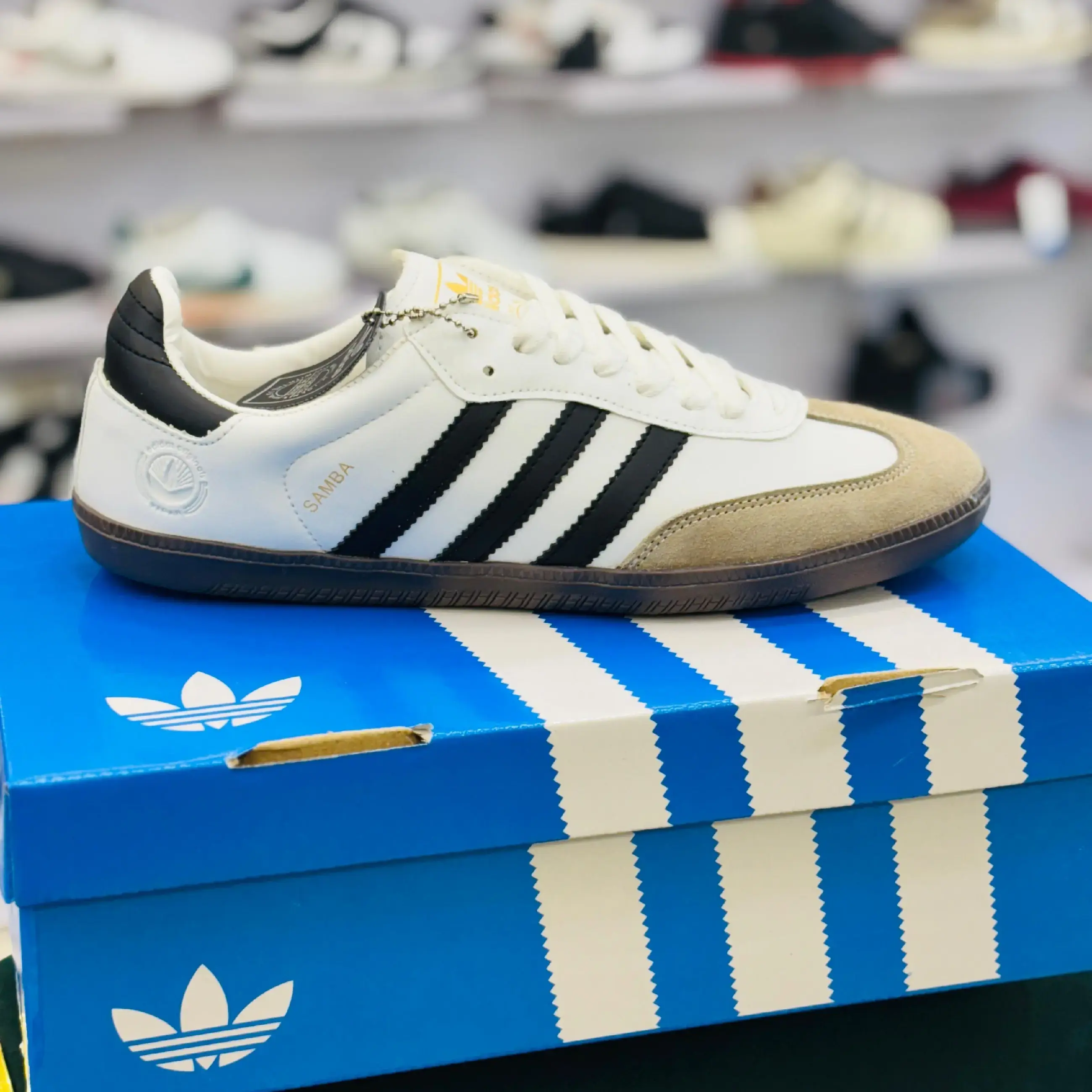 adidas gazelle silver green womens Adidas Yeezy Yeezy 350 Mono Ice