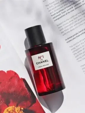 Buy Chanel N°1 de L'Eau Rouge Revitalizing Fragrance Mist