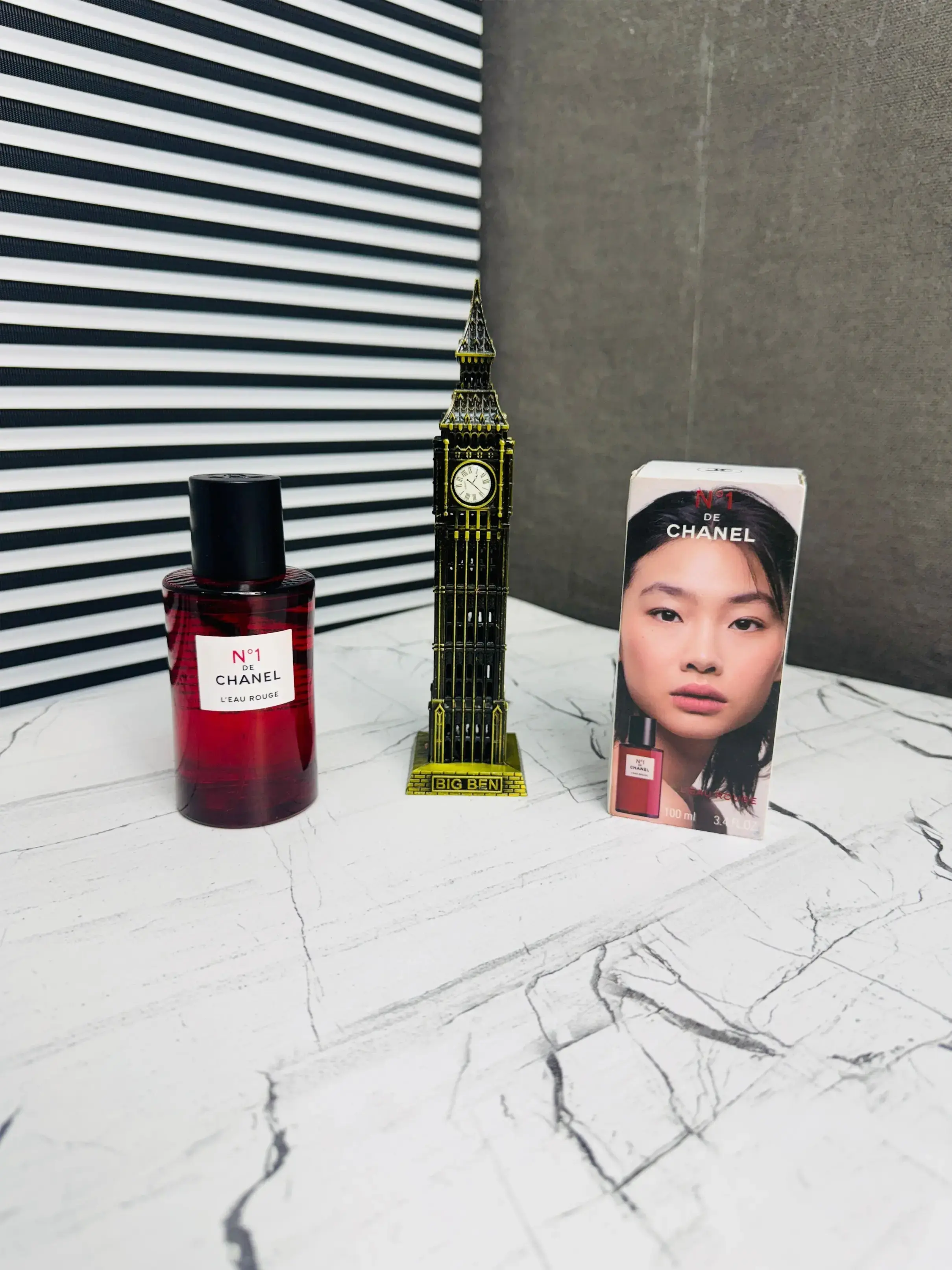 Buy Chanel N°1 de L'Eau Rouge Revitalizing Fragrance Mist