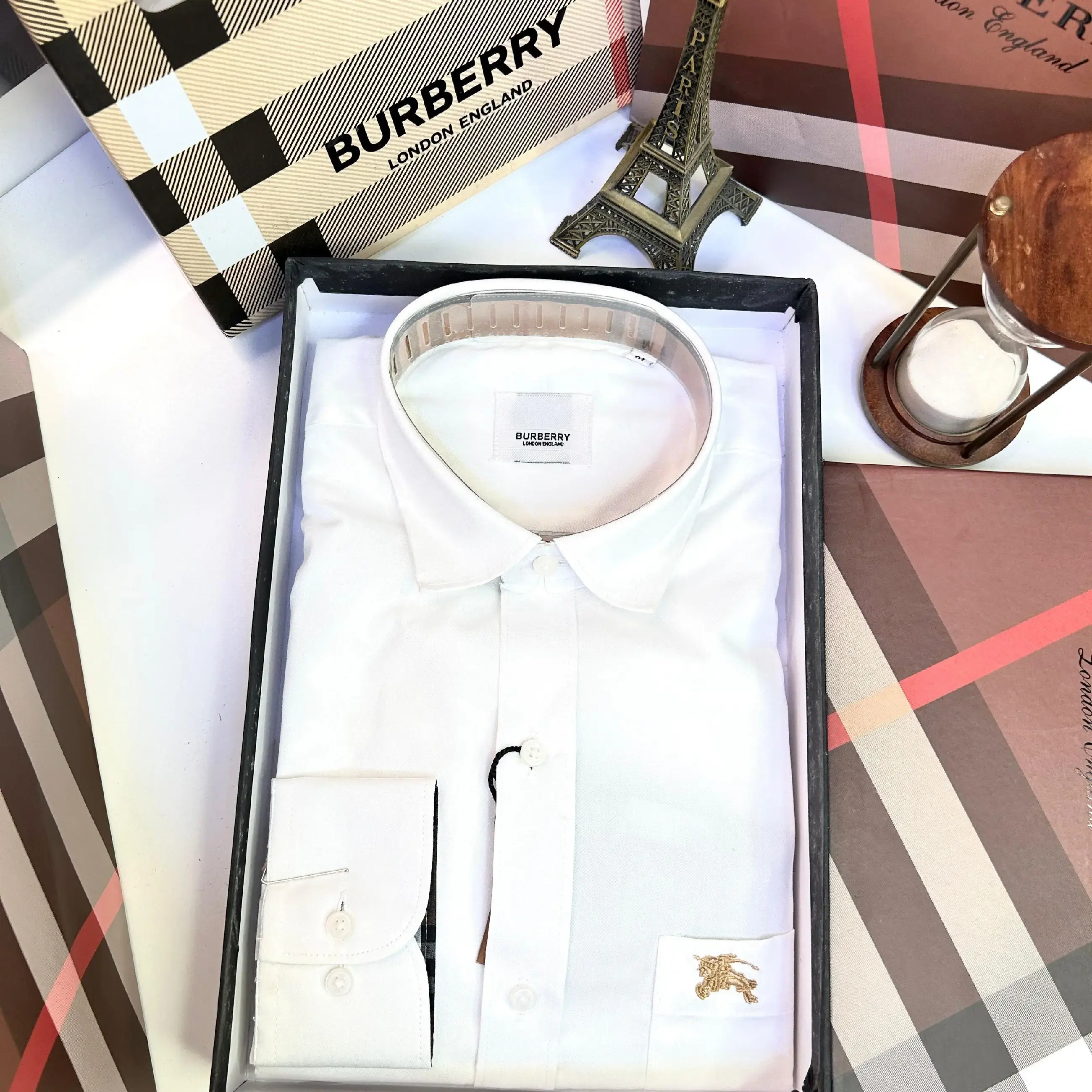 BURBERRY London England Shirts　白シャツ Buy Burberry White Shirt | Luxury Designer Cotton