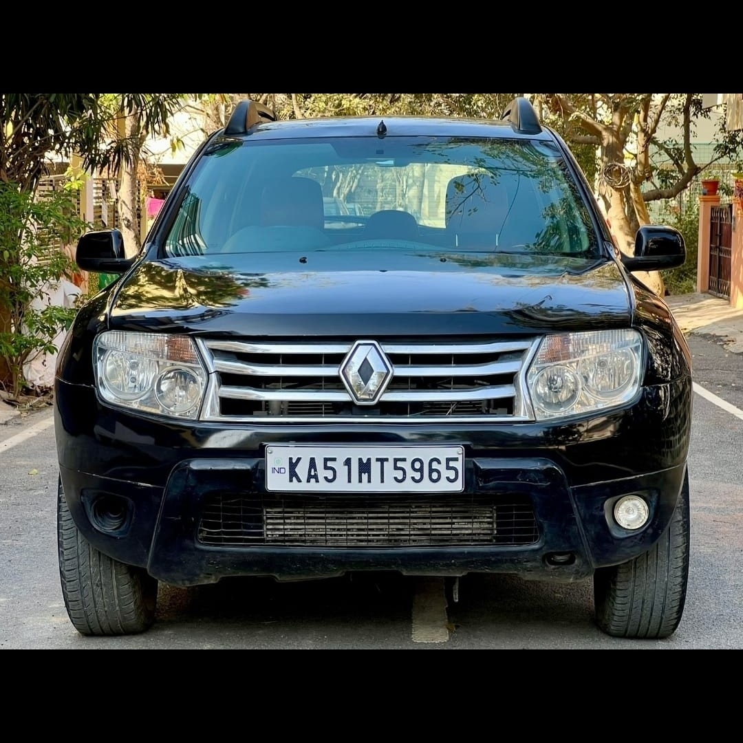 RENAULT DUSTER BLACK - 1
