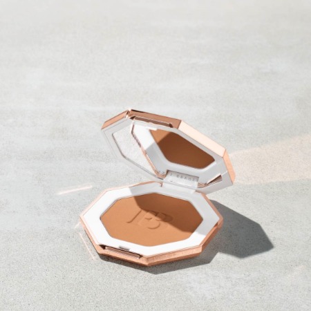 FENTY BEAUTY (BAJAN GYAL)