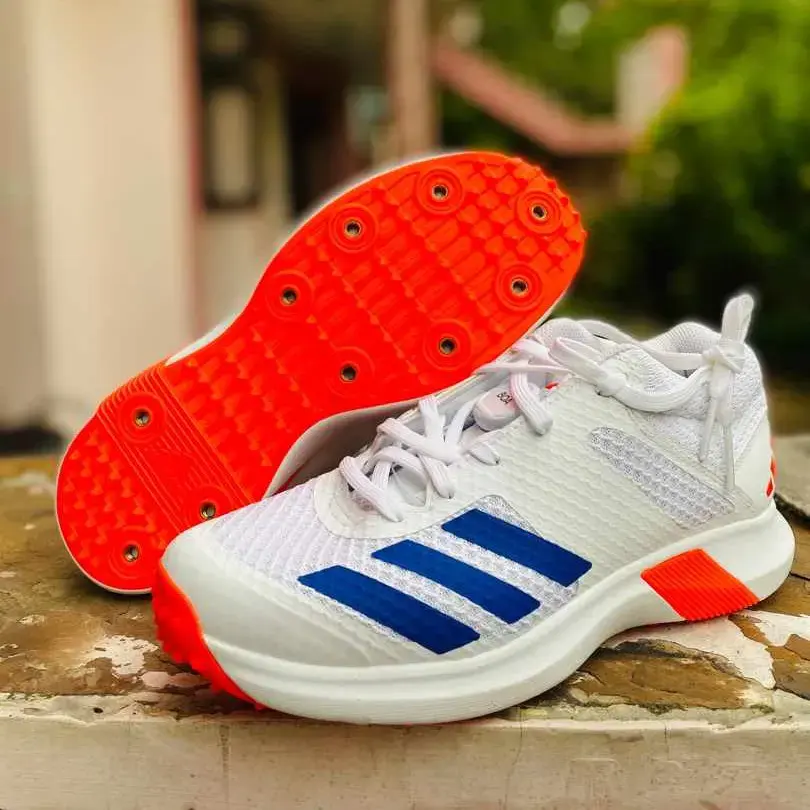 Adidas Adipower Vector Mid 20 Spike | Fast Bowling Spikes