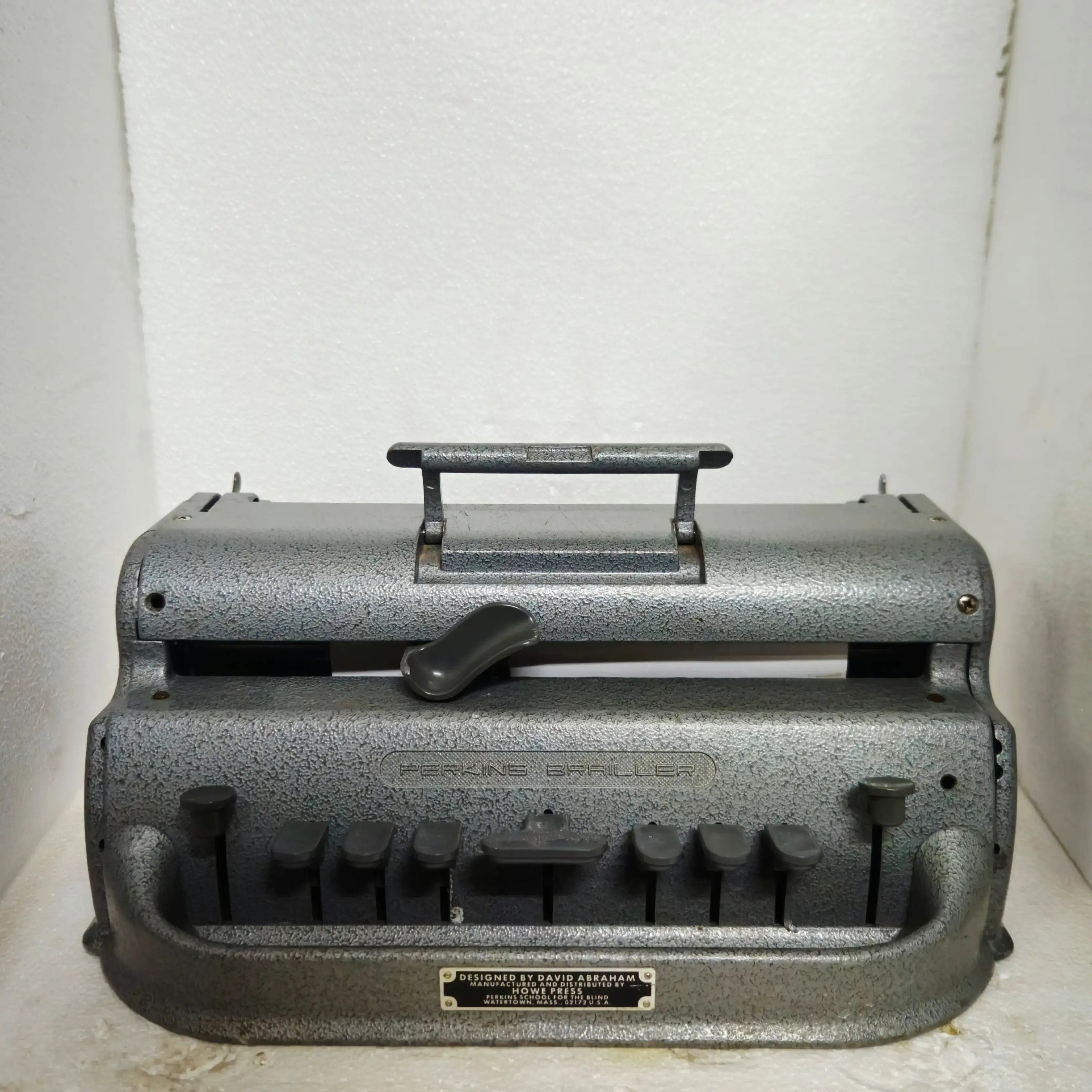 Perkins Braille Typewriter – Best Price & Repair Guide | RR