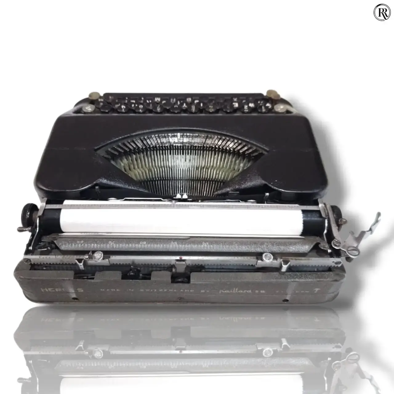 HERMES Rocket タイプライター　スイス製 Hermes Baby Rocket Typewriter | Typewriter Seller | Typewriter