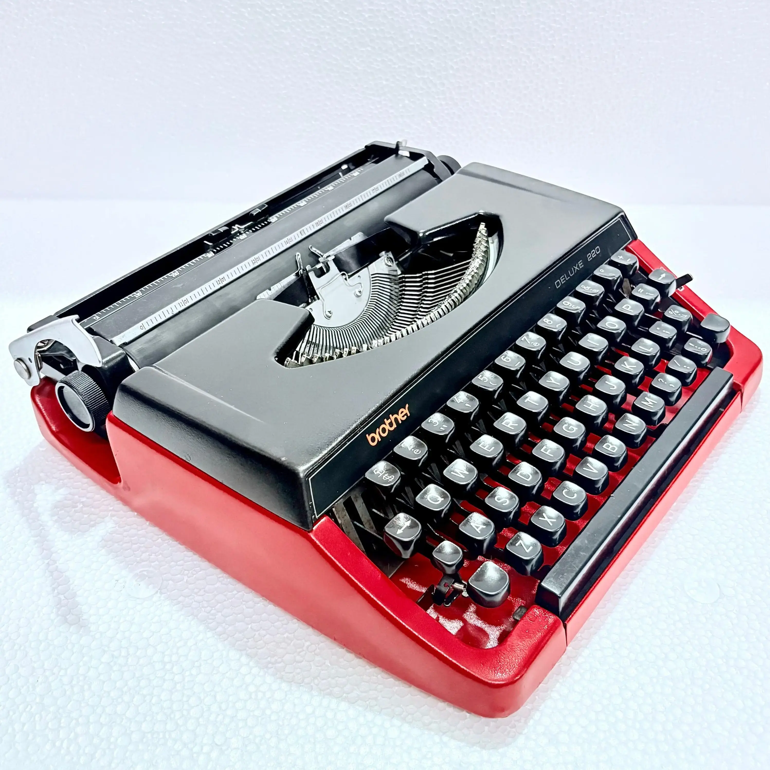 希少✨Typewriter Brother Deluxe 220 タイプライター Brother Deluxe 220 Inferno Red Typewriter – Made in Japan | RR